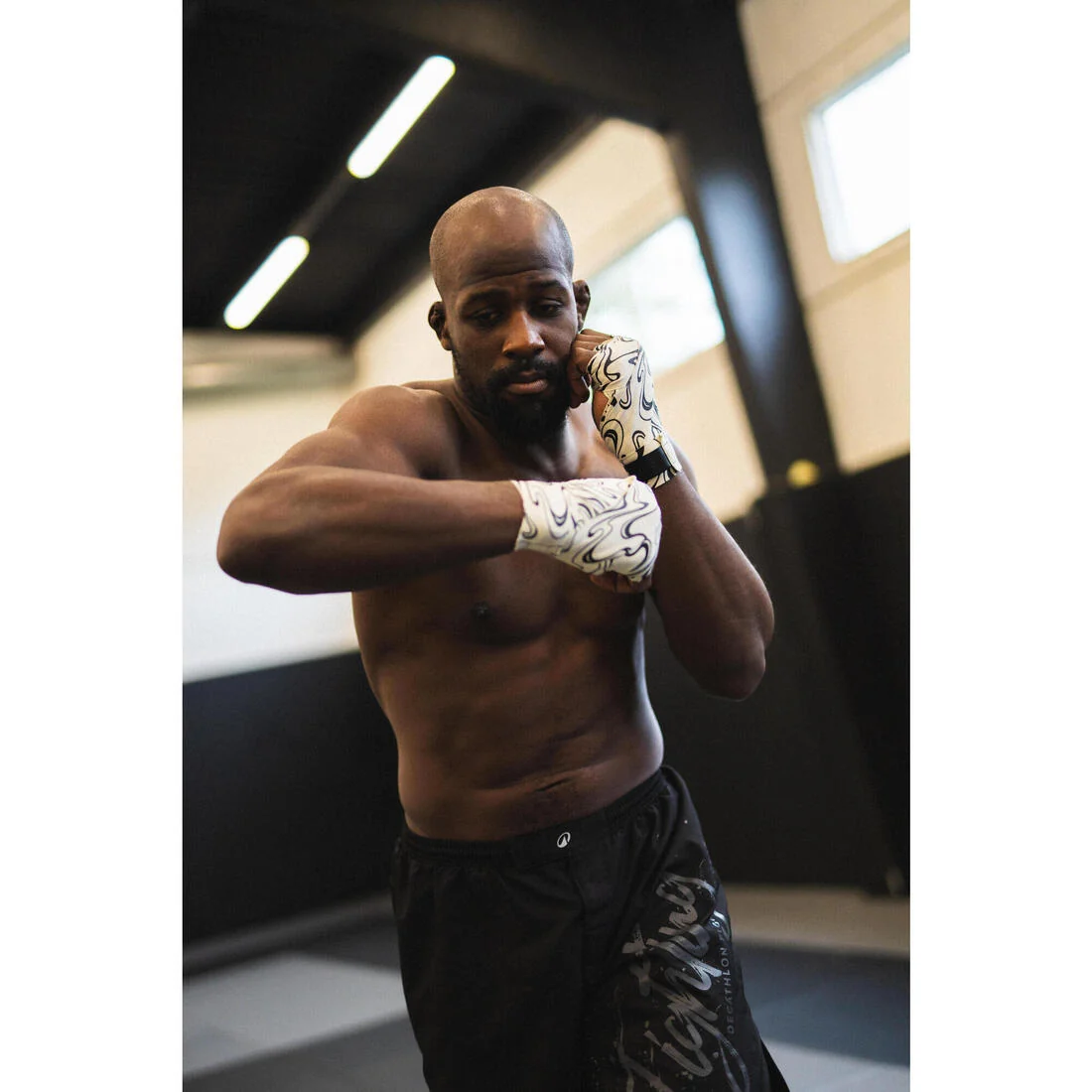 Durable Boxing Wraps 3 m - Off-White & Black — تصویر 5