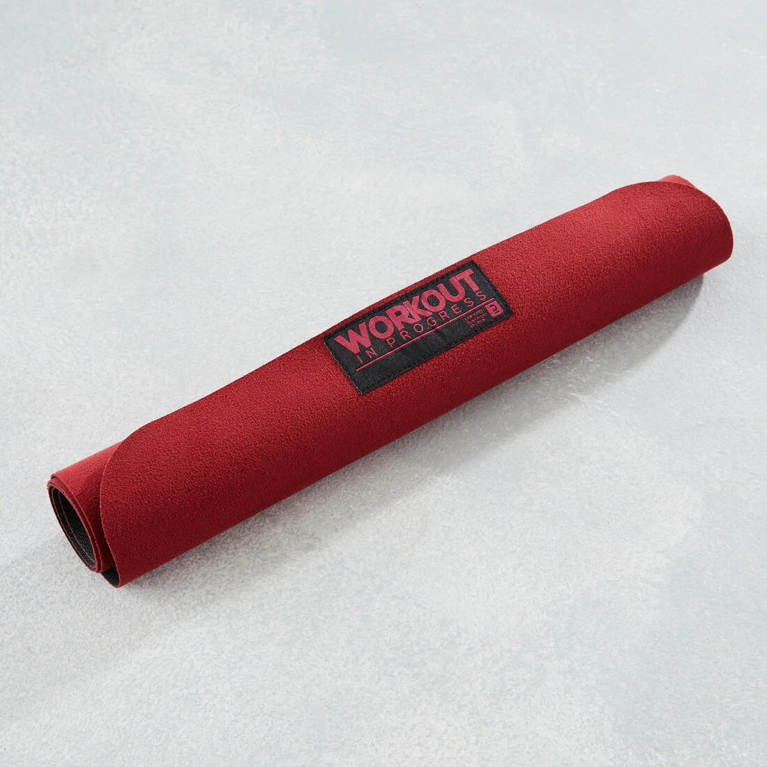 Non-Slip Weight Training Towel - Burgundy — تصویر 3