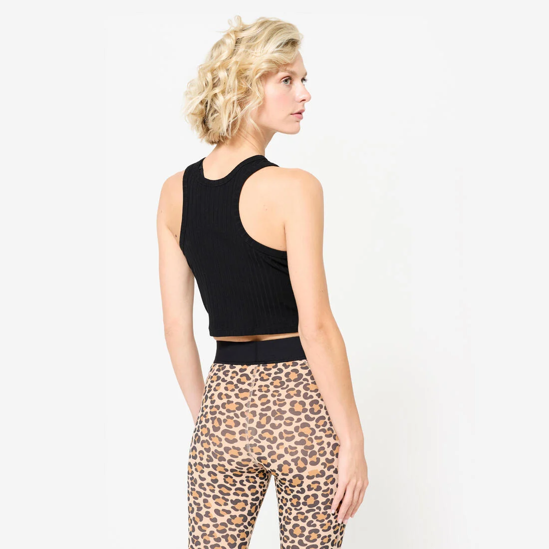 Women's Cropped Tank Top — تصویر 7