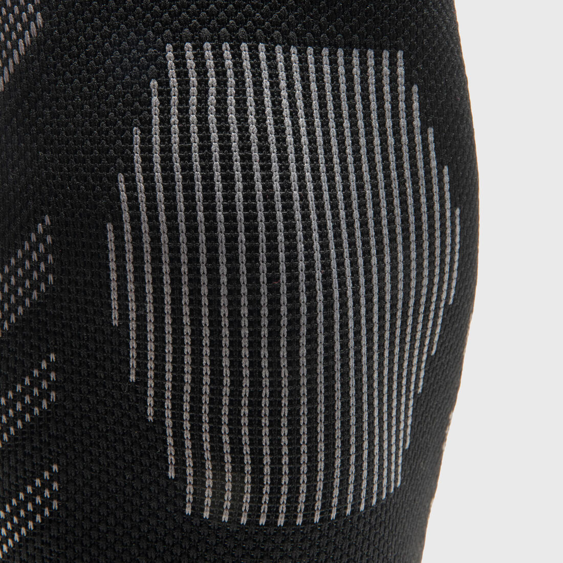 Adult Right/Left Elbow Brace P500 - Black — تصویر 4