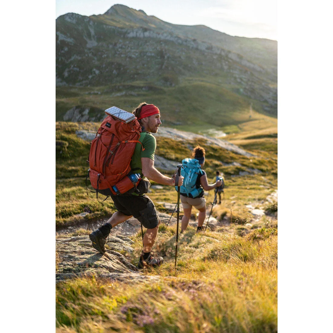 Men's Mountain Trekking Durable 2-in-1 Zip-Off Trousers MT100 — تصویر 3