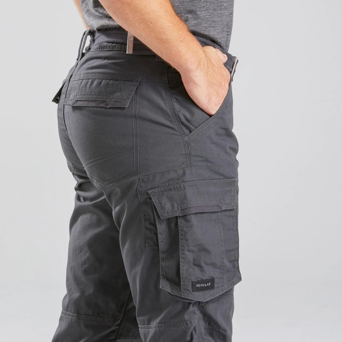 Men's Travel Trekking Cargo Trousers - TRAVEL 500 Grey — تصویر 6