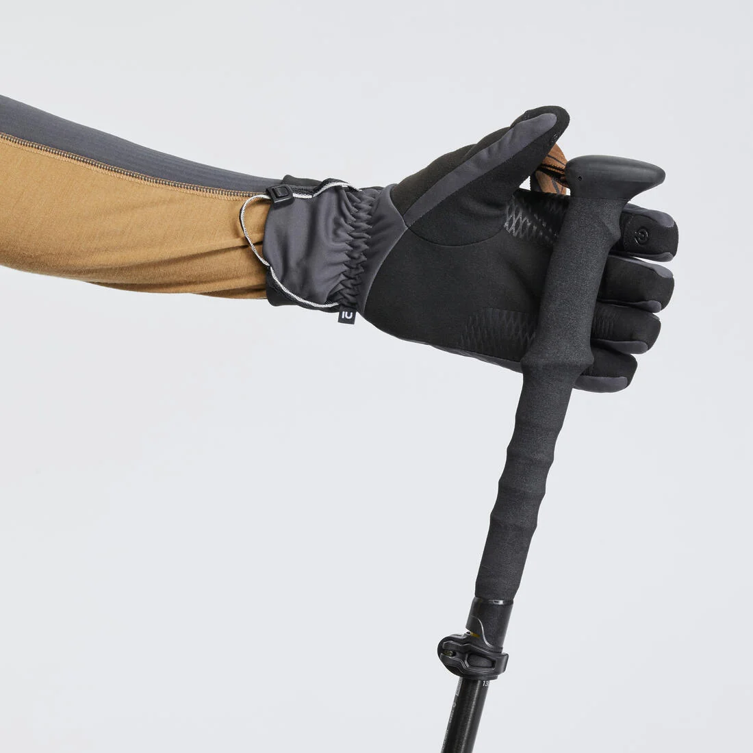 Adults’ windproof tactile trekking gloves, MT900 - Grey — تصویر 7