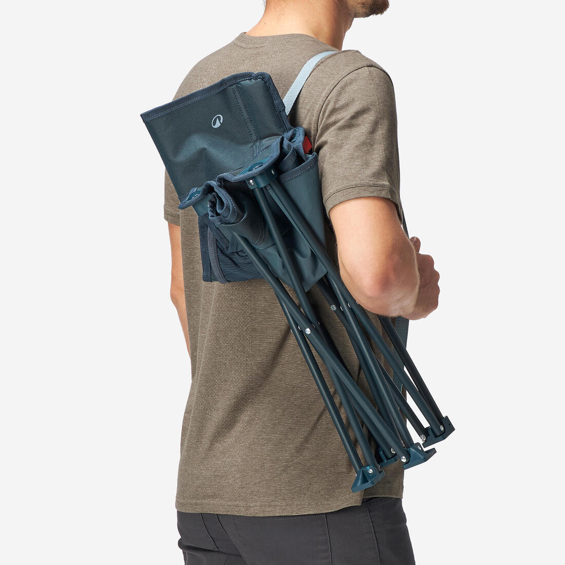Low camping chair 100 - compact and foldable — تصویر 3